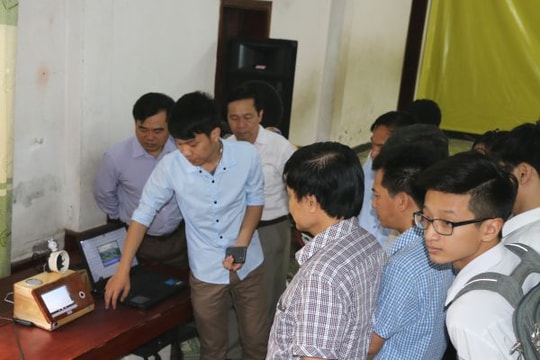 Nam sinh miền núi giành giải đặc biệt Sáng tạo Thanh thiếu niên Nhi đồng