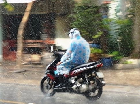 Dự báo thời tiết 23/4: Tiếp tục có mưa 'vàng'