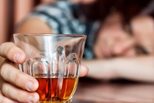 Rượu gây nên 7 bệnh ung thư như thế nào