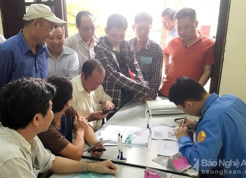 Cán bộ, nhân viên BOT TP.Vinh không tiếp tay cho 'cò' làm thẻ giảm phí qua cầu Bến Thủy 1