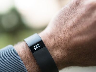 Vòng tay thông minh giúp cảnh sát truy tố người chồng nghi giết vợ