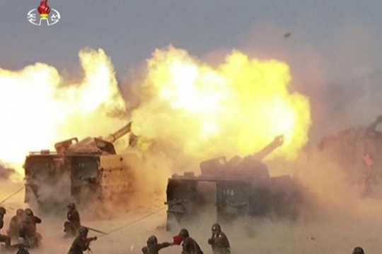 Triều Tiên dọa xóa sổ Mỹ và Hàn Quốc bằng 5 triệu quả bom