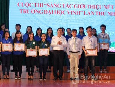 Trao giải cuộc thi sáng tác giới thiệu nét đẹp Trường ĐH Vinh