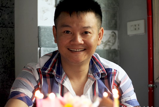Fan tổ chức sinh nhật cho Văn Quyến