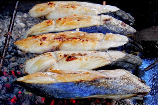 Tươi ngon cá biển Cửa Lò