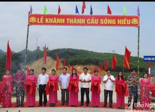 Quỳ Châu: Khánh thành đưa vào sử dụng cầu sông Hiếu
