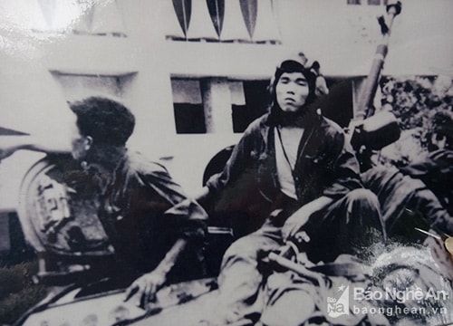 Thời khắc giải phóng qua hồi ức của pháo thủ xe tăng đầu tiên vào dinh Độc Lập