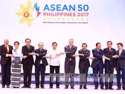 Thủ tướng kết thúc tốt đẹp chuyến tham dự Hội nghị cấp cao ASEAN 30