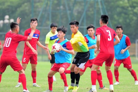 HLV U20 Việt Nam khiến các học trò 'méo mặt' vì tập nặng