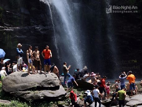 Du khách đến Con Cuông đông nhất từ trước tới nay