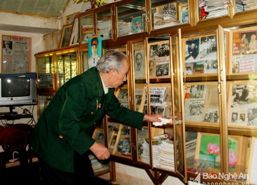 Người cựu chiến binh sưu tầm hàng nghìn tư liệu về Bác Hồ