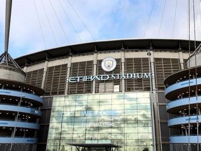 Man City bị cấm chuyển nhượng cầu thủ trẻ trong hai năm