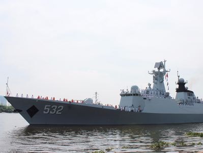 Tàu chiến Trung Quốc thăm cảng quốc tế TP Hồ Chí Minh