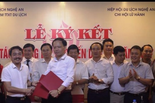 Tăng cường hợp tác quảng bá, xúc tiến du lịch 2 khối công - tư