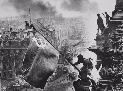 Cuộc chiến tranh vệ quốc vĩ đại - Biểu tượng của chủ nghĩa anh hùng