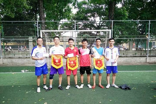 Bế mạc giải bóng đá Hội đồng hương Nghệ An ở Học viện Quân y