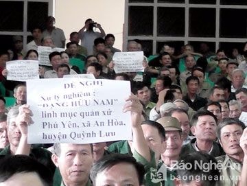 Cựu chiến binh Yên Thành phản đối việc làm sai trái của các linh mục cực đoan