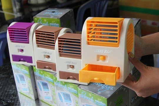 Quạt thổi đá mini chống nóng: Coi chừng nguy hiểm