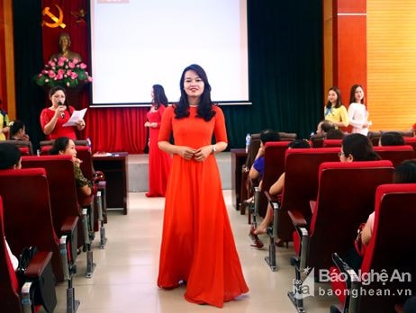 Nữ công Công đoàn viên chức sinh hoạt chuyên đề 'Nét đẹp văn hóa công sở'