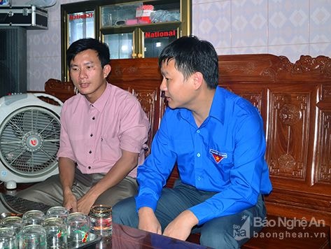 Thăm hỏi, động viên hai cán bộ Đoàn bị những kẻ quá khích bắt giữ trái pháp luật