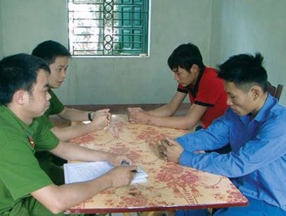 Giải cứu 2 cháu bé, bắt kẻ buôn ma túy nhiều tiền án