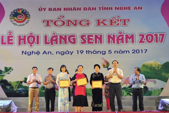 Tổng kết Lễ hội Làng Sen 2017