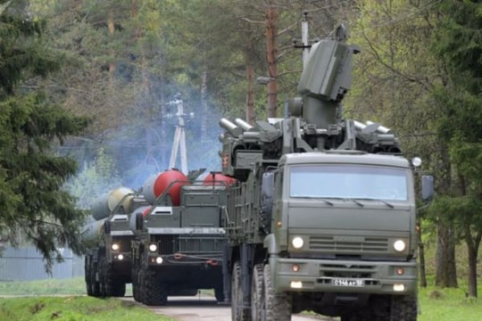 Lực lượng tên lửa phòng không Nga phô diễn sức mạnh