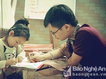 'Cha đẻ' của chú rồng Pikalong: 'Nghề vẽ cần một chữ tâm'