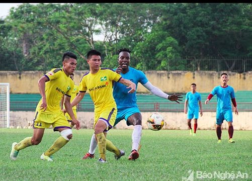 Stevens và Fagan làm lu mờ ngoại binh thử việc của Sông Lam Nghệ An