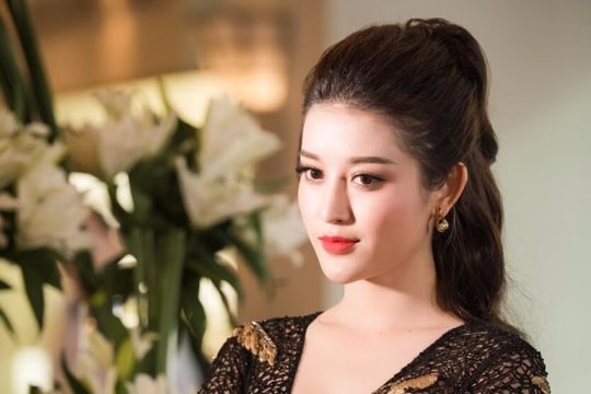 Huyền My đi tiệc sau khi bị tố 'thả thính' thiếu gia