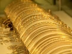 Đạo chích lộ tẩy vì khoe đống vàng tiền tỷ với người quen