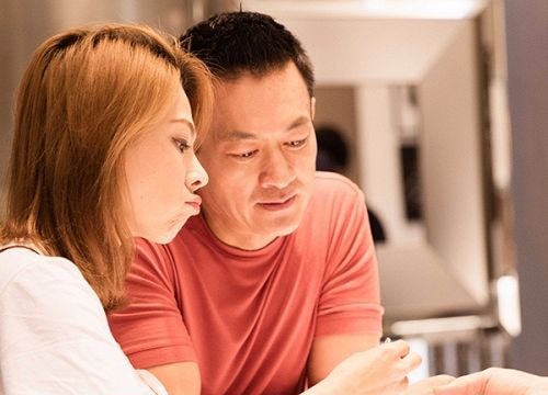 Thanh Thảo cùng bạn trai đi sắm nhẫn đôi