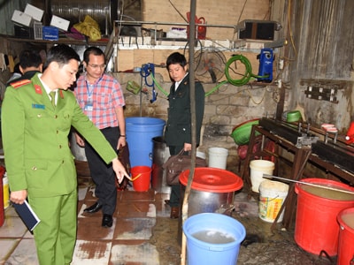 An toàn vệ sinh thực phẩm: Công tác hậu kiểm còn nằm trên bàn giấy