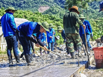 Giục giã tinh thần tình nguyện