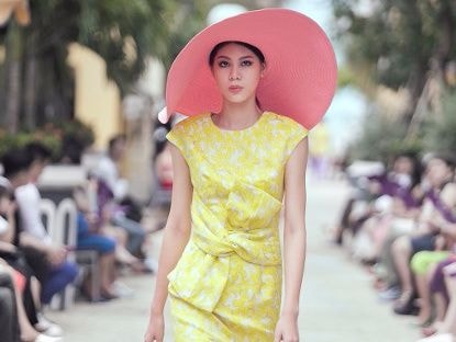 Dàn mẫu Việt rực rỡ trên đường băng ở show Đỗ Mạnh Cường