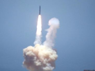 Mỹ lần đầu thử thành công hệ thống đánh chặn ICBM