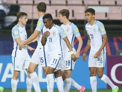 Cầu thủ Everton đưa Anh vào tứ kết U20 World Cup