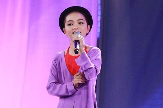 Quỳnh Như hóa thân thành NSND Hồng Lựu chinh phục giám khảo