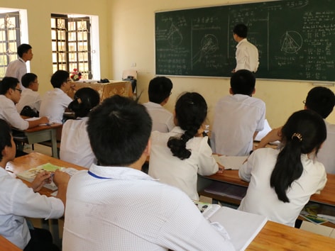 Gần 1.300 hồ sơ đăng ký vào Trường THPT chuyên Phan Bội Châu