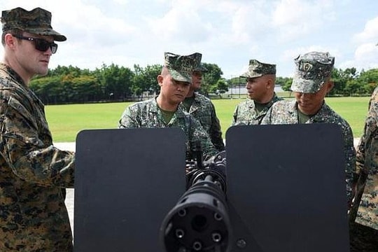 Mỹ cung cấp cho Philippines vũ khí chống khủng bố