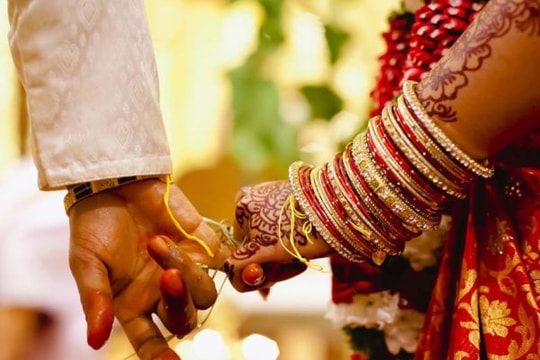 Chiêm ngưỡng nghệ thuật vẽ tay cô dâu