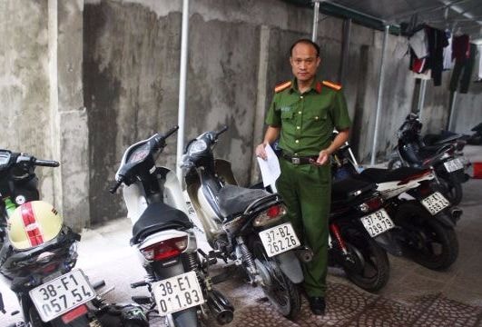 Dùng xe máy trộm được để đi cướp