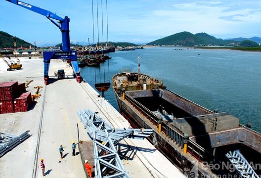 Xây dựng cụm cảng ở Nghệ An cho tàu 10 vạn tấn cập bến
