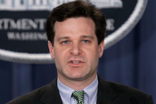 Vì sao Christopher Wray được lựa cho vị trí đứng đầu FBI?