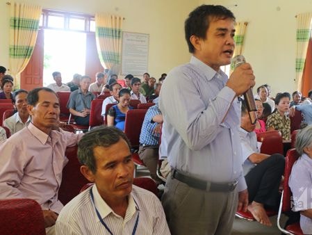 Đối thoại giữa chính quyền xã với dân: Nhiều vấn đề nóng được chất vấn