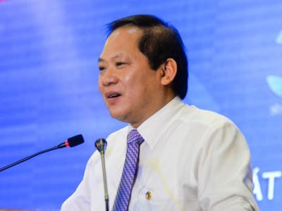 'Báo chí không tiến kịp sẽ tụt hậu so mạng xã hội'