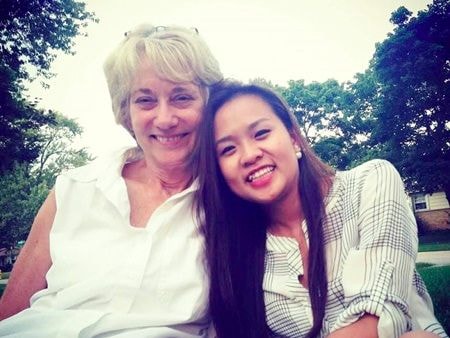 Nàng dâu Việt bị mẹ chồng Mỹ giành hết việc nhà