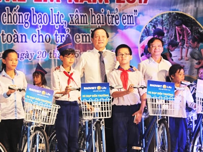 Quỹ Bảo trợ trẻ em tỉnh Nghệ An vận động hàng tỷ đồng hỗ trợ trẻ em nghèo