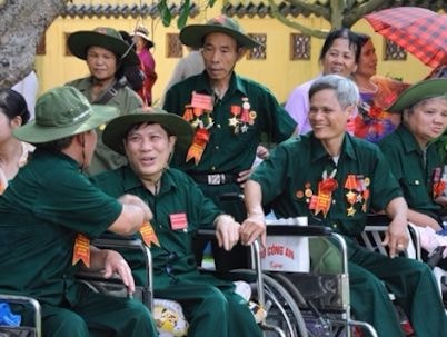 Tăng mức trợ cấp, phụ cấp ưu đãi cho người có công