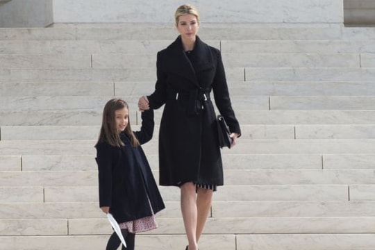 Cháu gái xinh đẹp của ông Trump ước mơ trở thành lính thủy đánh bộ